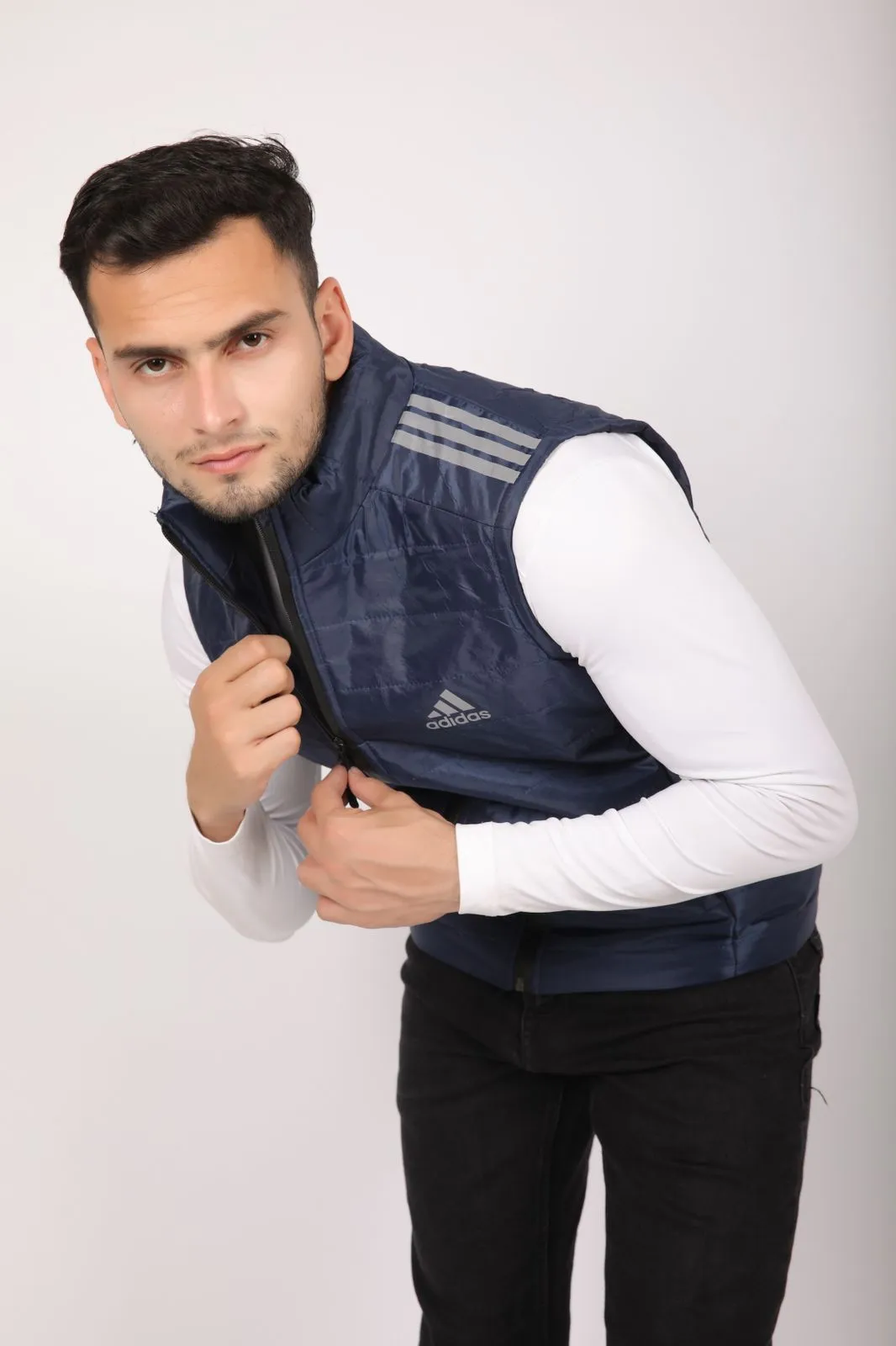 Adi Sleeveless Jacket - Navy