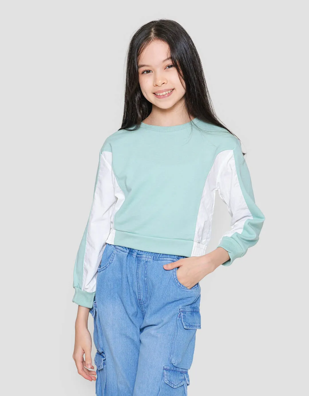 Aero Crop Komb Parasut Sweater Anak Perempuan