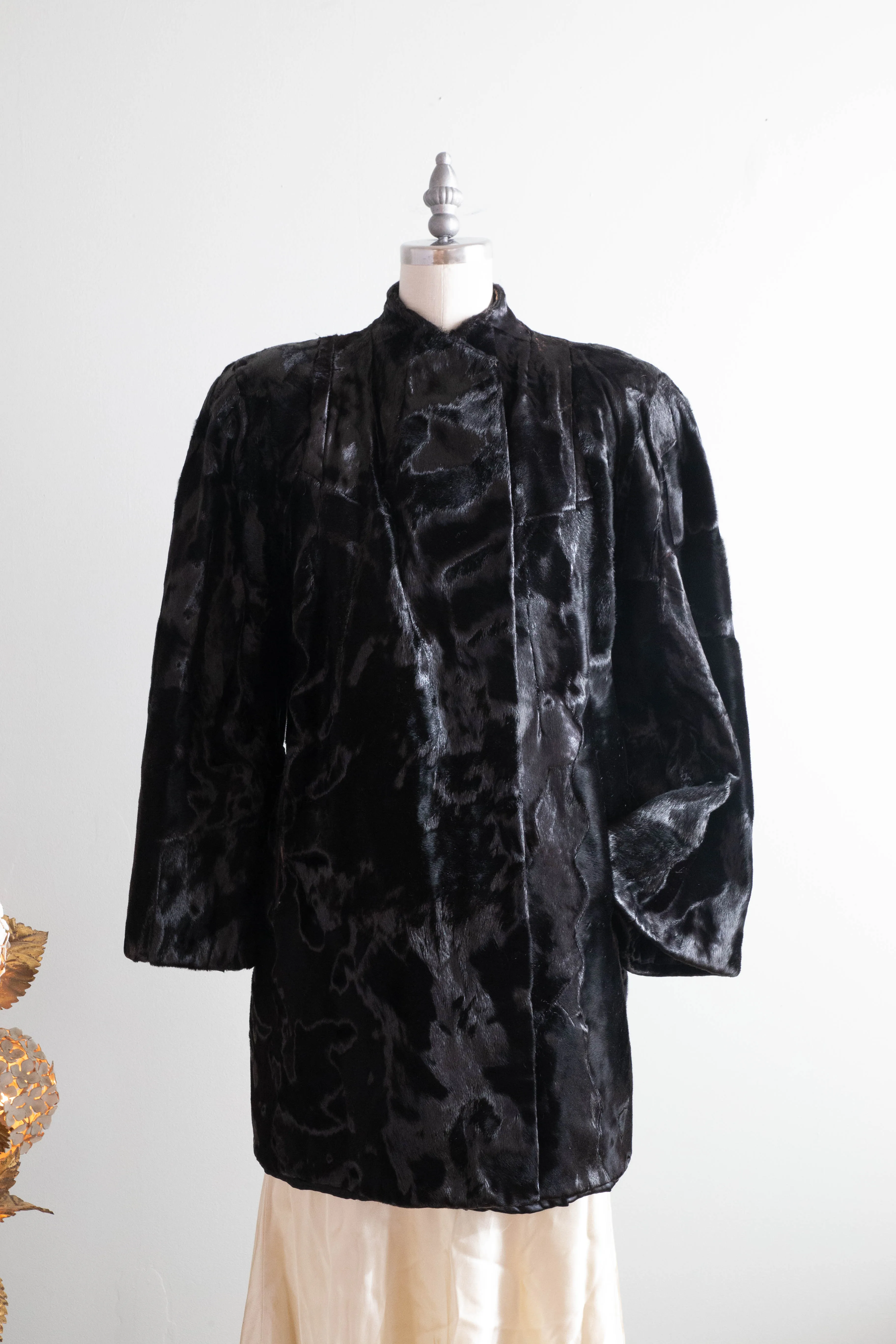 Dramatic 1940's Glossy Obsidian Black Fur Swing Coat With Pockets / SM