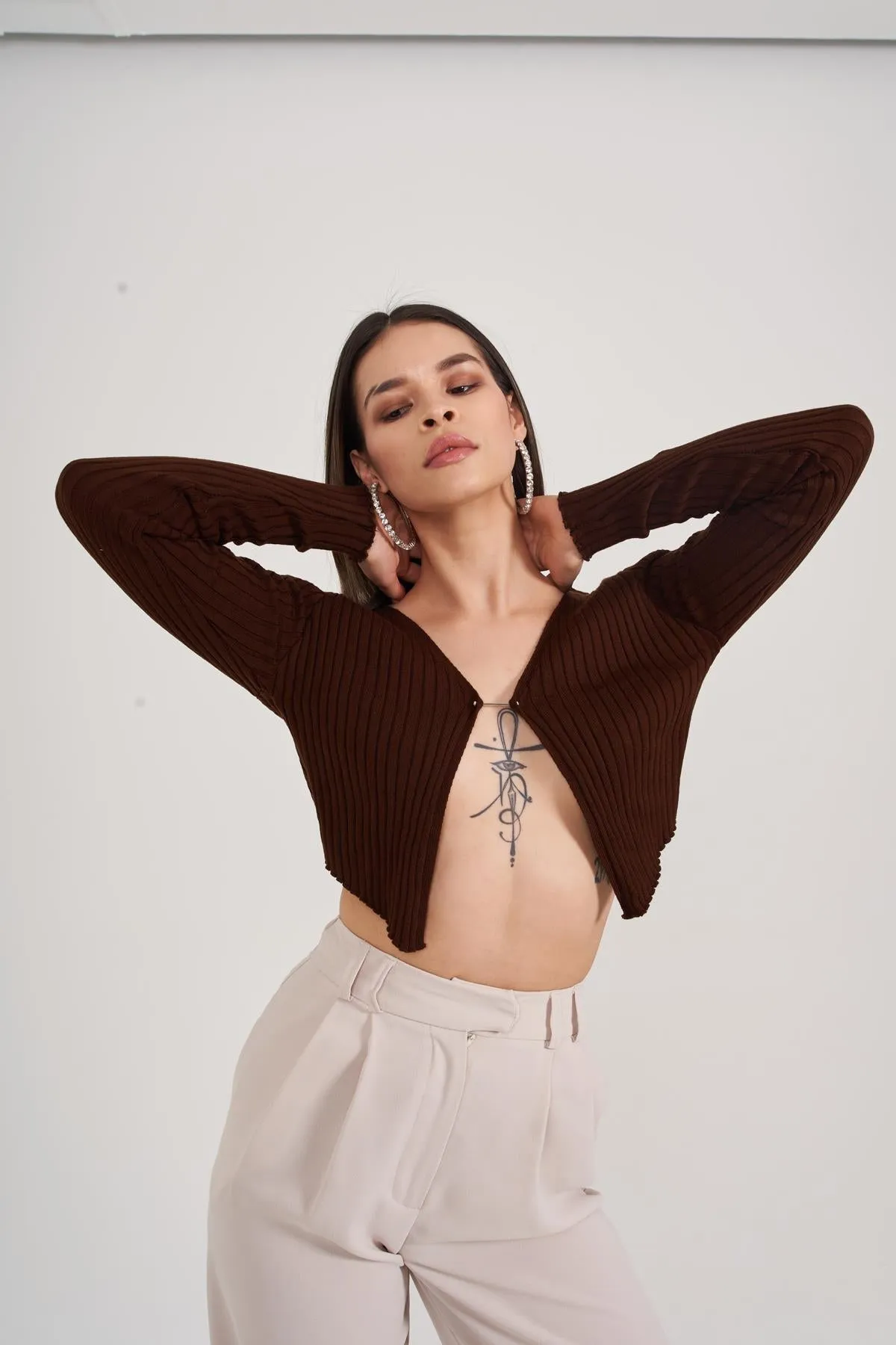 HLLY Women Odyssey Sweater Coffee - Richmond Hill