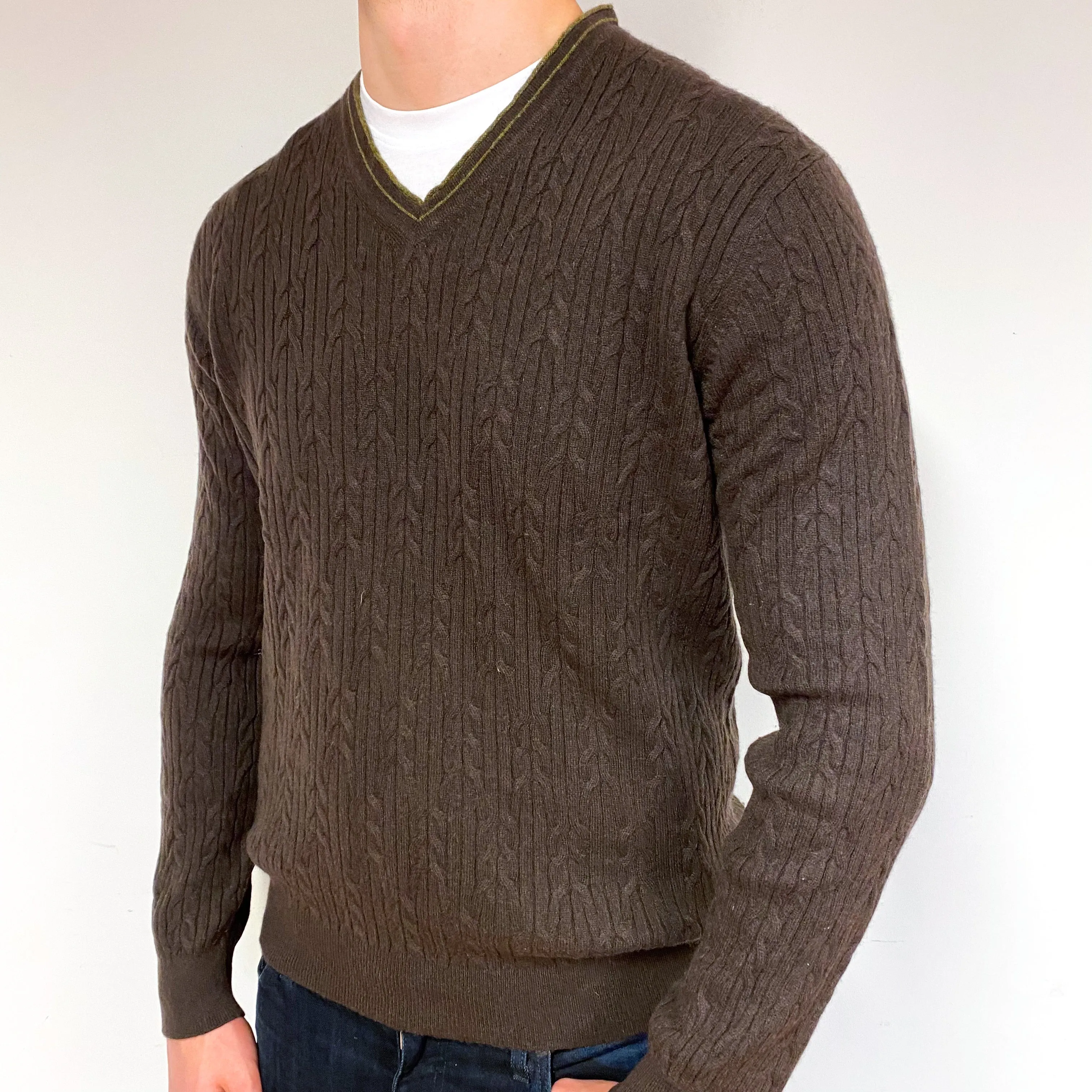Men's Mole Brown Cable Cashmere V-Neck Jumper Extra Large