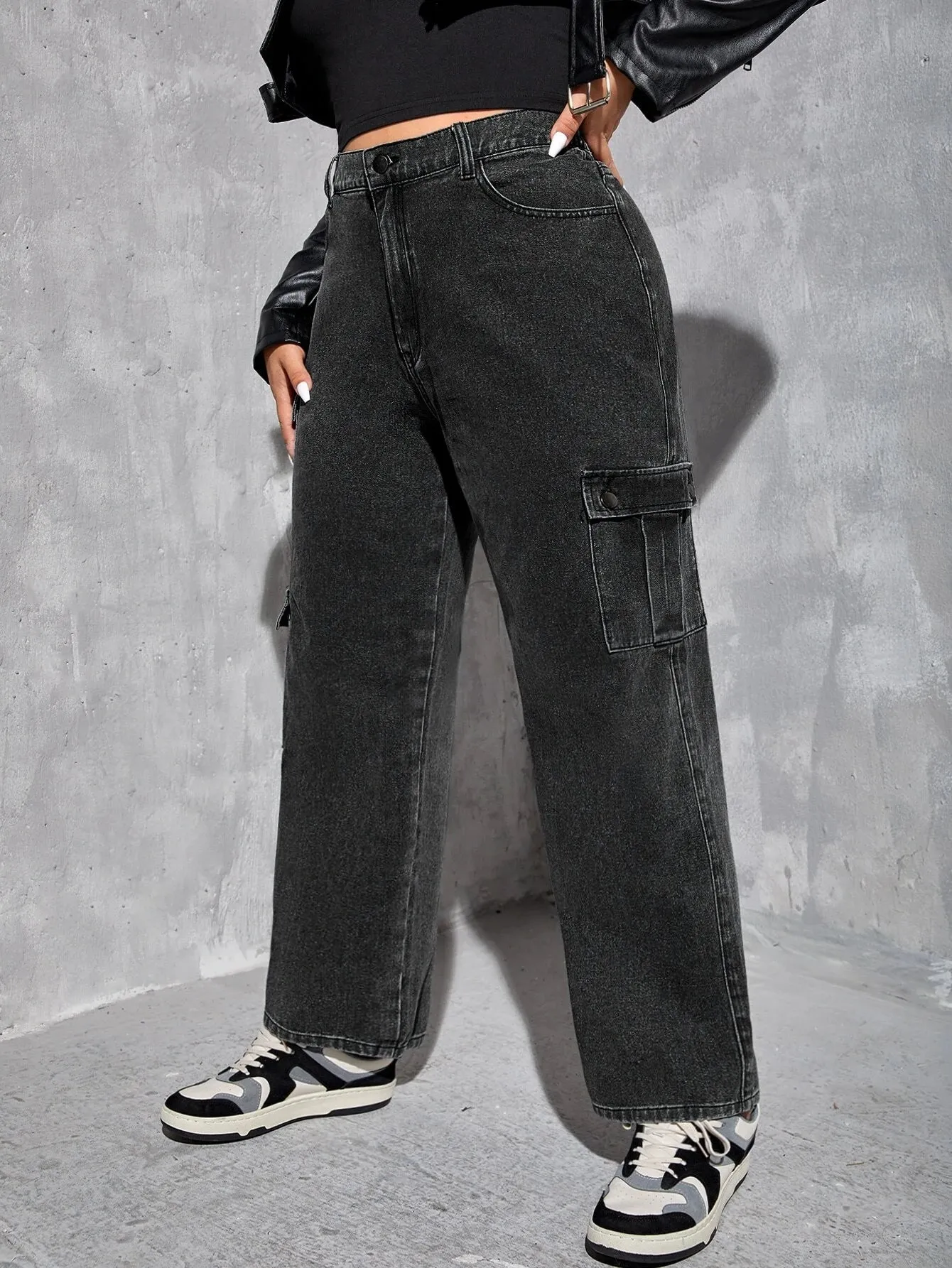 Side Flap Pocket High Waist Cargo Jeans