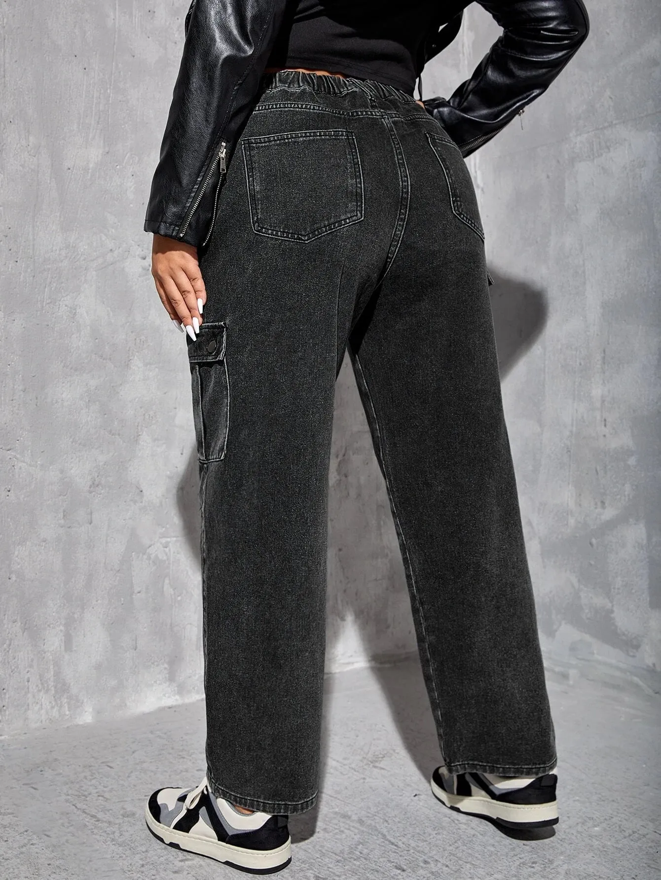 Side Flap Pocket High Waist Cargo Jeans