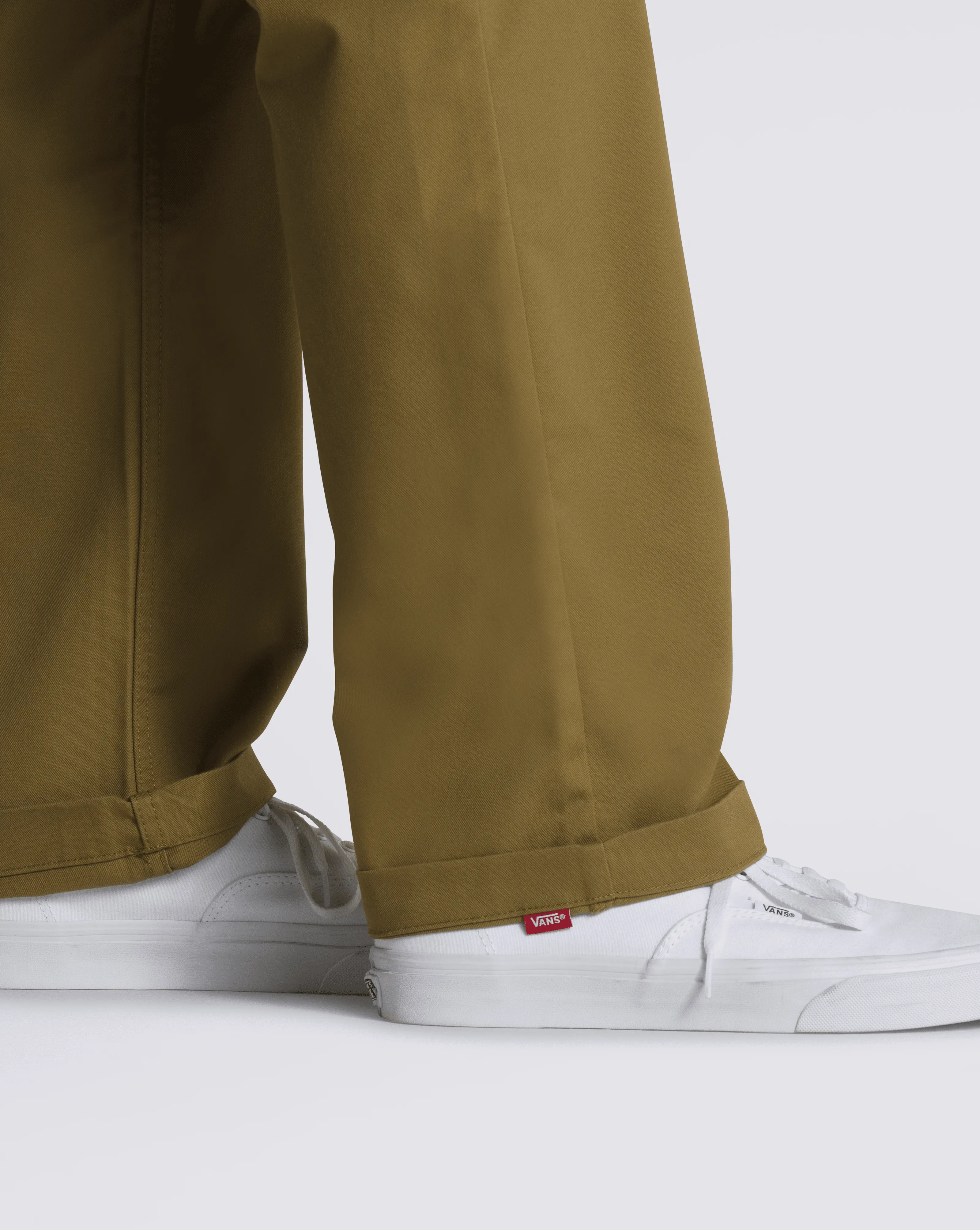 VANS Authentic Relaxed Chino Pant Nutria