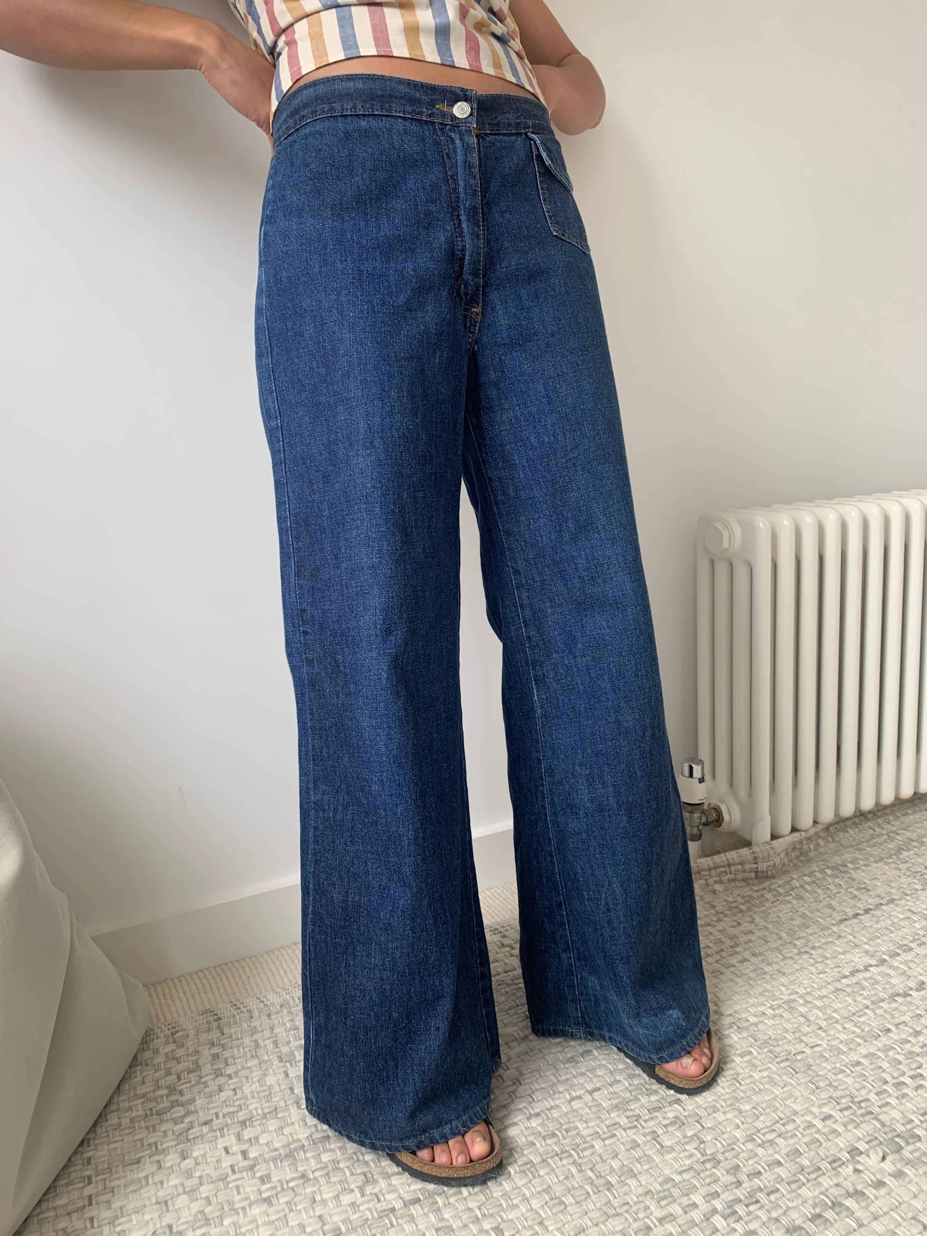 Vintage wide leg jeans W33
